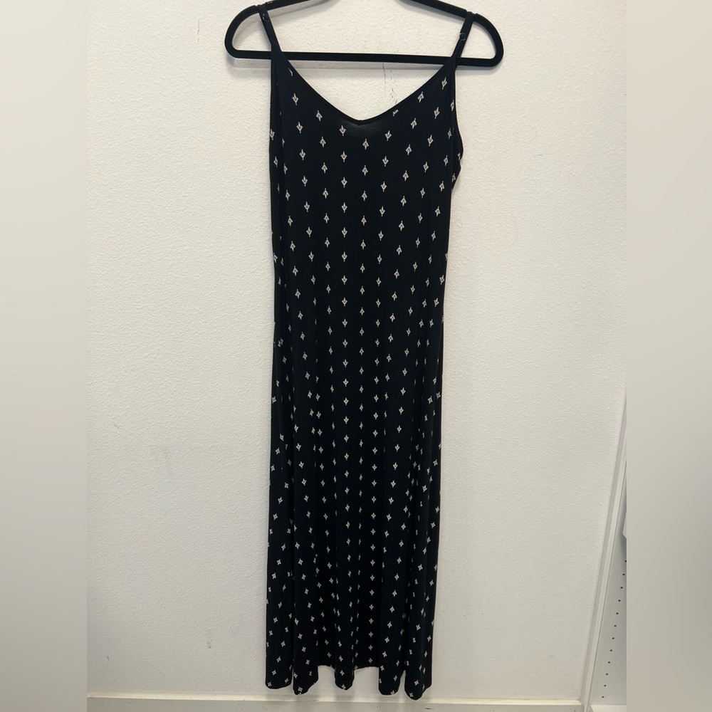 LOFT Black Maxi Dress with White Pattern - Petite Medium
